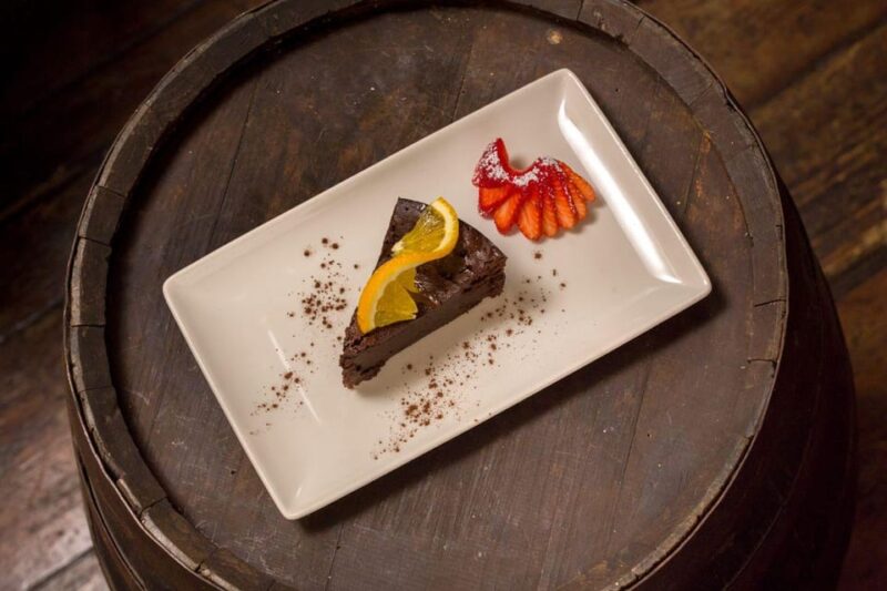 Florence: Italian wine Tasting at "Giannino San Lorenzo" - Exploring the Wineries Behind the Wines