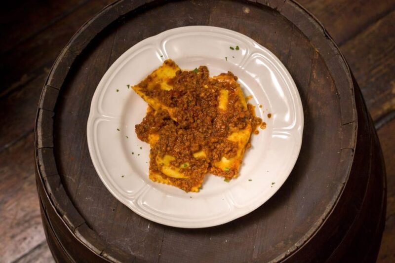 Florence: Italian wine Tasting at "Giannino San Lorenzo" - What Sets This Tour Apart from Similar Experiences