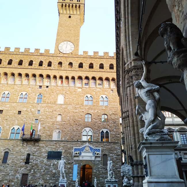 Florence: Kids Treasure Hunt in Florence Downtown - The Meeting and End Points
