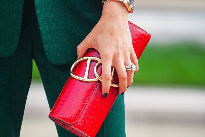 Florence Local Fashion Designers Shopping Tour with a Stylist - What Sets This Tour Apart from Other Shopping Experiences