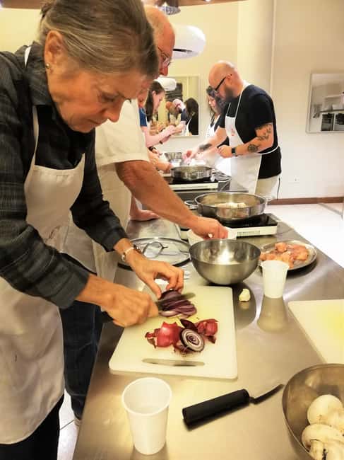 Florence: Market Tour Food & Tasting and Lunch Cooking Class - Discover Florence’s Local Flavors with a Market Tour and Cooking Class