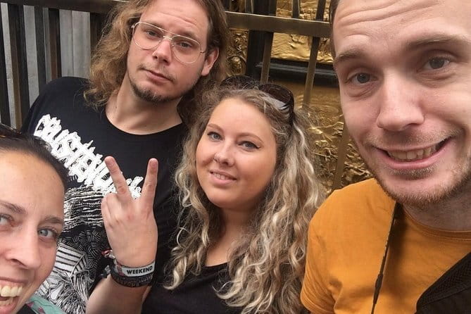 Florence Medici Quest: Self-Guided Conspiracy Adventure - The Iconic Duomo and the Bridge of Stories