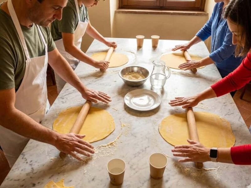 Florence: Medici Table Pasta Class with Renaissance Stories - Crafting Tortelli with a Medici Connection