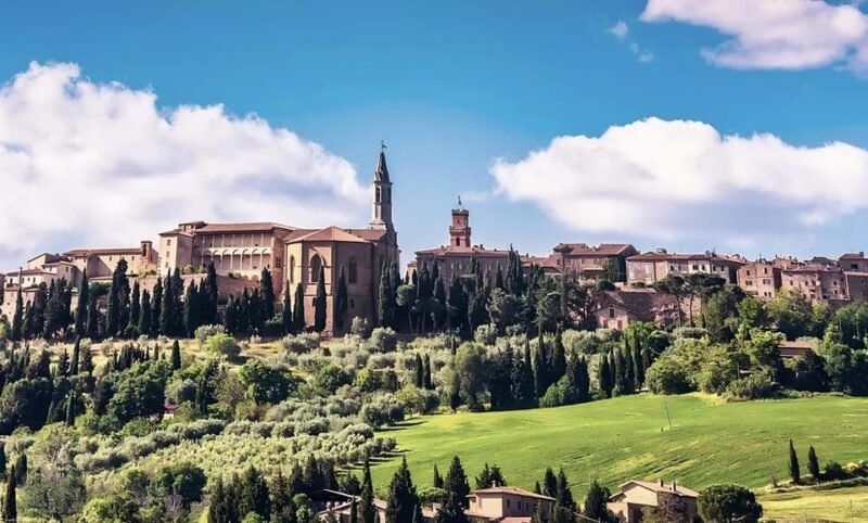 Florence: Montepulciano, Pienza, & Montalcino Private Trip - Exploring Montepulciano’s Renaissance Architecture