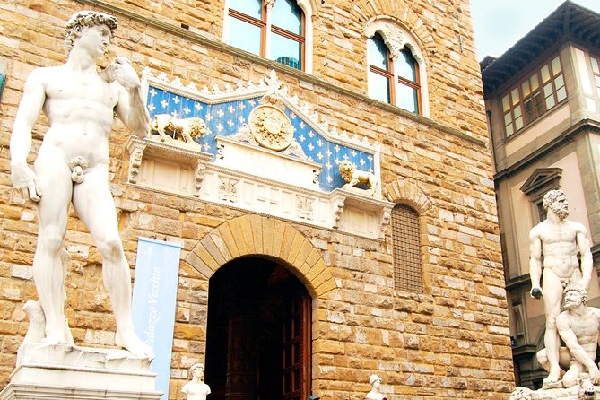 Florence Must-See Sights Private Tour for Kids and Families - Discover Florence’s Political Heart at Piazza della Signoria