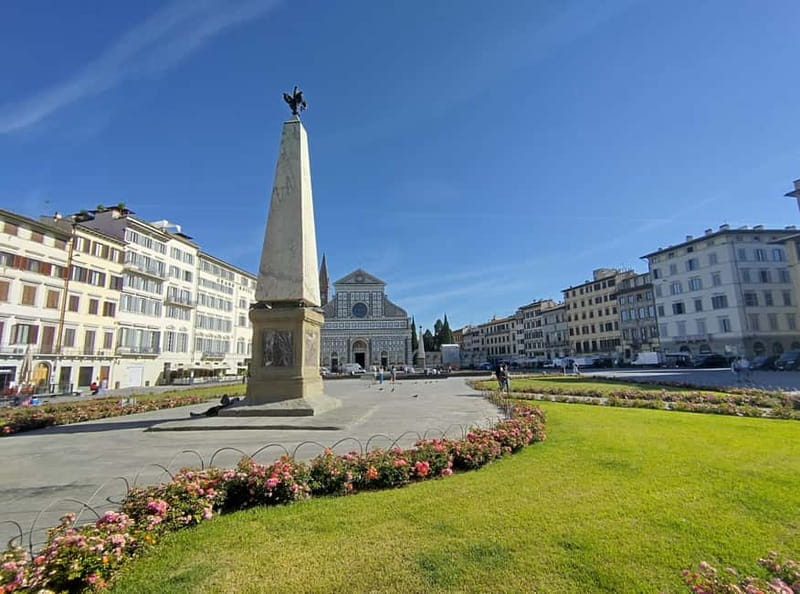 Florence Must-See Squares Walking Tour with Vincenzo - Exploring Piazza della Signoria and Palazzo Vecchio