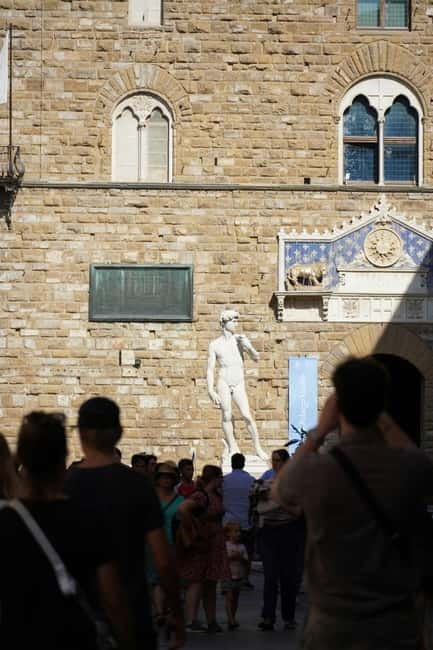 Florence Must-See Squares Walking Tour with Vincenzo - The Experience Led by Vincenzo: Knowledgeable and Friendly