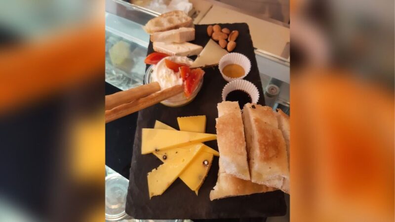 Florence: Natural Wine and artisanal cheese Tasting - Key Points