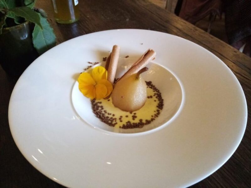 Florence: Orcia Valley, Montalcino, Pienza with Lunch & Wine - The Guide’s Role and Personalities