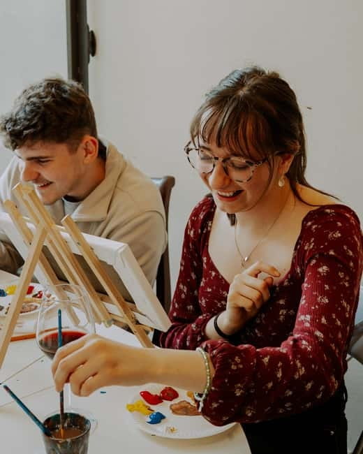 Florence: Paint&Wine with the view of Ponte Vecchio - Savor Local Wines During Your Creative Session