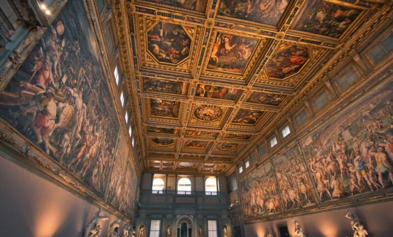 Florence: Palazzo Vecchio Guided Tour - The Expertise Behind the Tour: Guides Who Bring Florence to Life