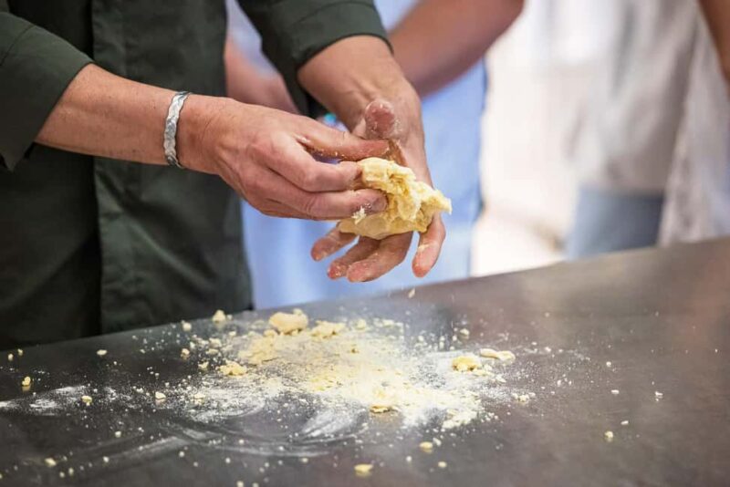 Florence: Pasta and Dessert Cooking Class with Drinks - The Food and Drinks Paired with Your Cooking