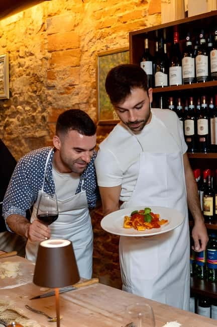 Florence: Pasta Class with Unlimited Wine for Couples only - Romantic Tuscany Cooking Class for Couples with Unlimited Wine in Florence