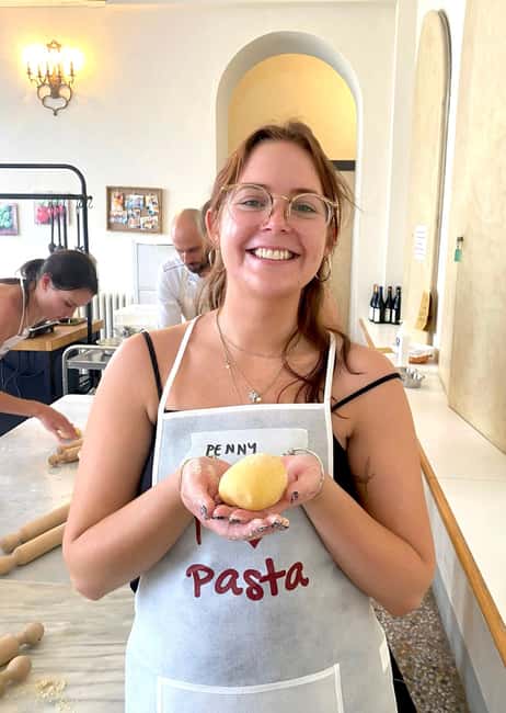 Florence: Pasta Class with Wine, Limoncello and Dessert - Food and Drink: A Genuine Italian Meal with Dessert and Limoncello
