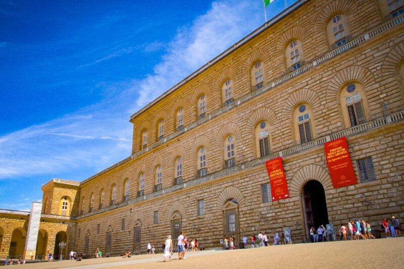 Florence: Pitti Palace and Boboli Gardens Ticket & eBook - Pitti Palace: The Medicis Grand Home and Museum Complex
