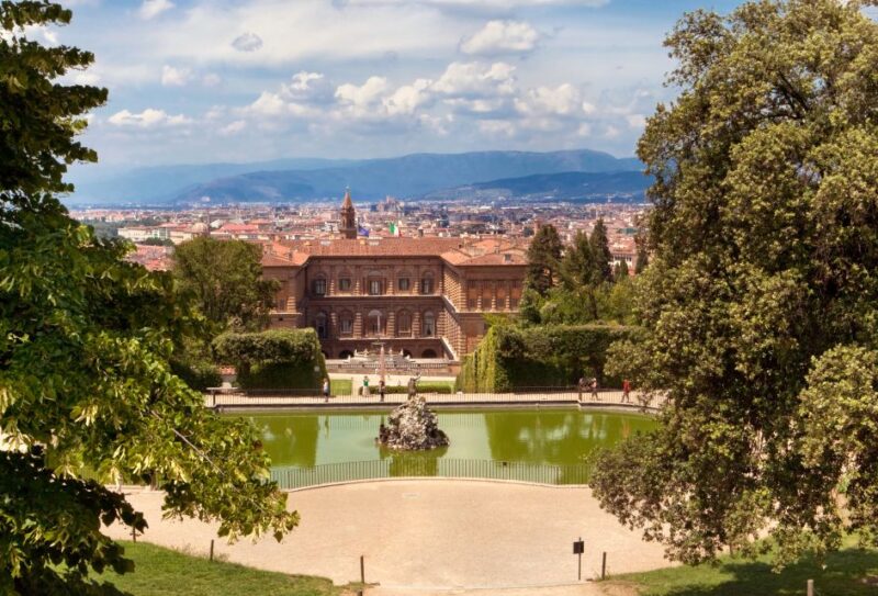 Florence: Pitti Palace Entry Ticket and Guided Walking Tour - Key Points