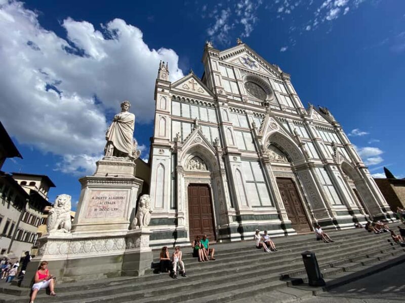 Florence Premium E-Bike Football Tour - Florence’s Hidden Football Spots and Artistic Treasures