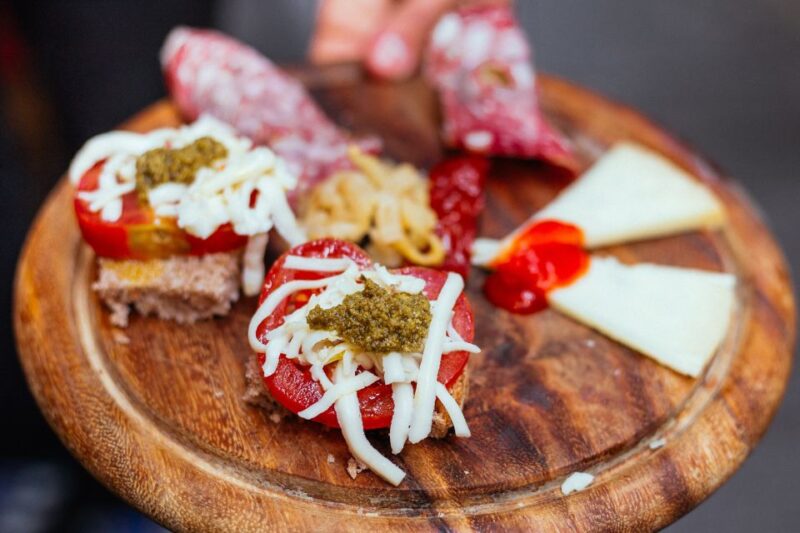 Florence: Private Food Tour  10 Tastings with Locals - Key Points