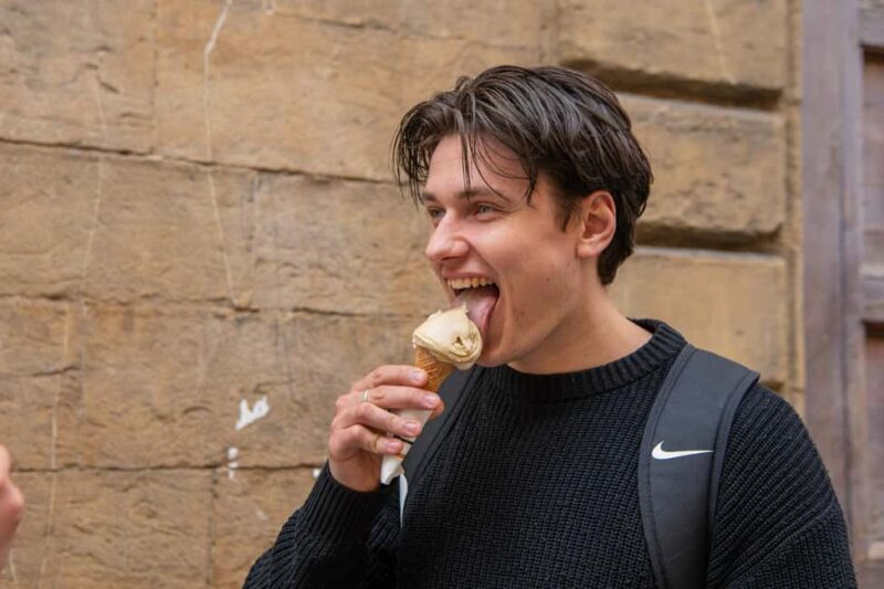 Florence: Private Food Walking Tour with Tuscan Classics - Sampling Tuscan Classics: From Meat to Pasta