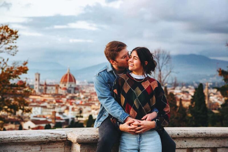 Florence: Private Photoshoot at Piazzale Michelangelo - Key Points