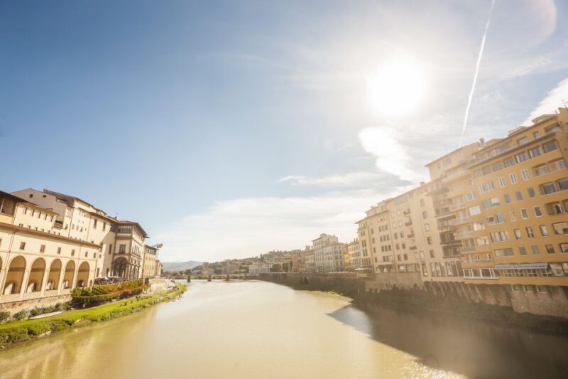 Florence: Private Walking Tour of Florence's Hidden Gems - Pitti Palace and the Artful Exteriors