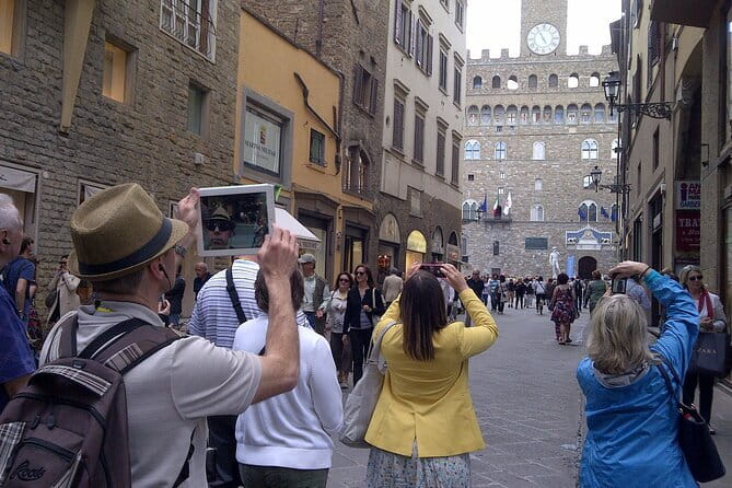 Florence Private Walking tour with Skip-the-line to Accademia - The Charm of Ponte Vecchio and the Vasari Corridor