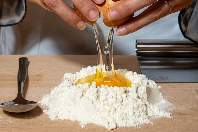 Florence: Ravioli & Pasta Class with Tiramisu and Unlimited Wine - Making Handmade Pasta and Tiramisu from Scratch