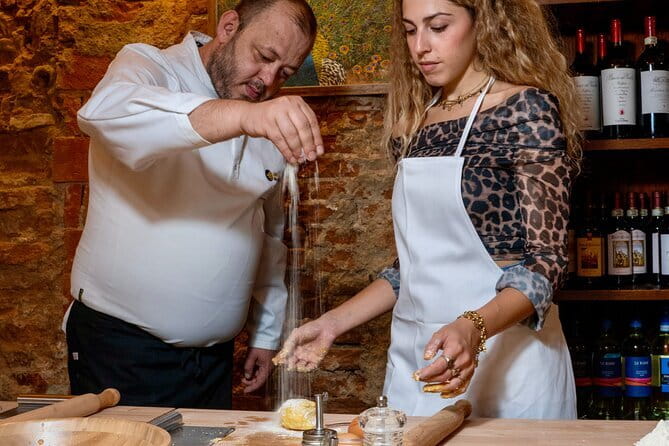 Florence: Ravioli & Pasta Class with Tiramisu and Unlimited Wine - Pacing, Group Size, and Overall Atmosphere