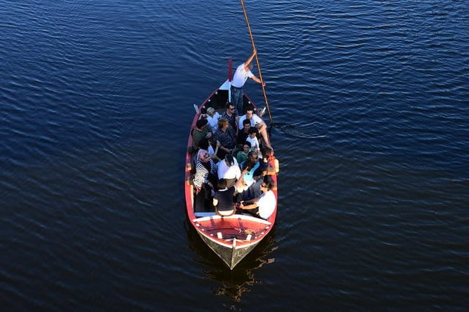 Florence River Cruise on a Traditional Barchetto - Scenic Views of Florence from the Water
