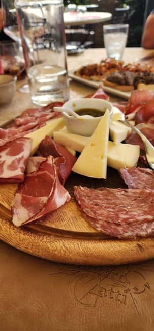 Florence: San Gimignano & Siena Tasting Experience - Practical Details: Tour Logistics and Facilities