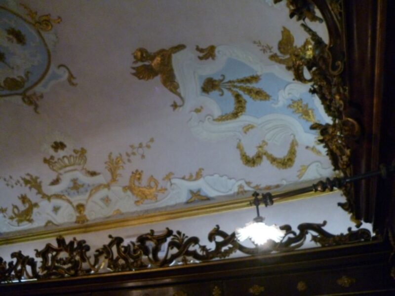 Florence: Santa Maria Novella Private Tour - Visiting the Ancient Pharmaceutical Workshop