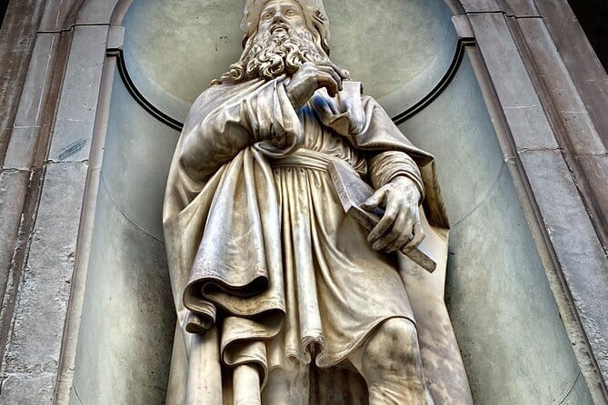 Florence Small-Group Leonardo da Vinci Museum and Uffizi Gallery - Key Points