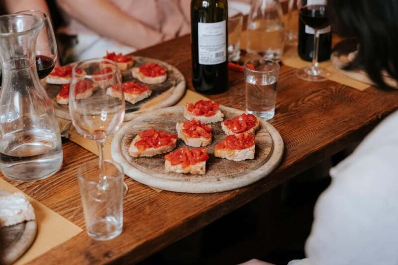 Florence: Small-Group Sunset Food & Wine Tour in Oltrarno - Who Will Enjoy This Tour?