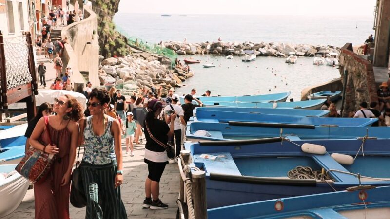 Florence to Cinque Terre: Round-Trip Escorted Journey - Physical Requirements and Accessibility Considerations