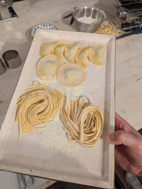 Florence: Tuscan cooking class with handmade pasta and wine - Duration, Booking, and Practical Details