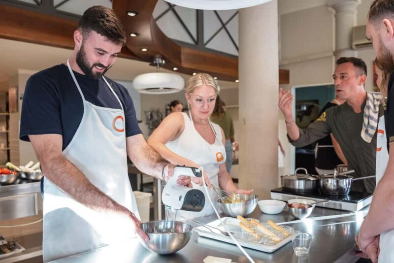 Florence: Tuscan Cooking Course with Dinner - Comparison with Similar Cooking Experiences in Florence