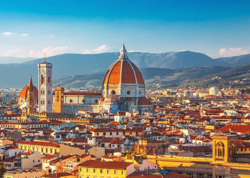 Florence: Tuscan dinner & Three Tenors concert near Uffizi - Dining Experience: Authentic Tuscan Cuisine and Local Wines