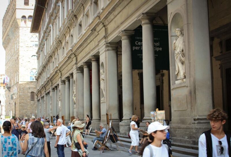 Florence: Uffizi Entry Ticket & Audio Guided Tour with Host - Tour Duration and Pacing