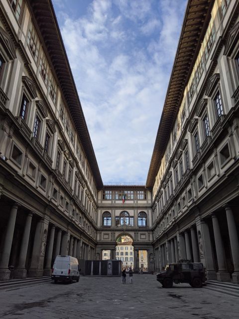 Florence: Uffizi Gallery Small-Group Guided Tour with Ticket - Practical Details and Accessibility