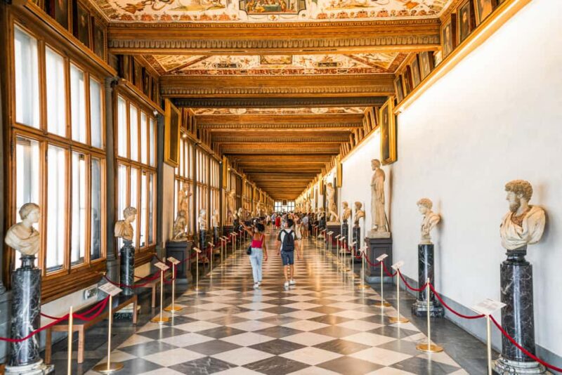 Florence: Uffizi Small Group Guided Tour with Priority Entry - The Experience Guide: Knowledgeable and Passionate