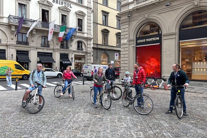 Florence Untold Bike Tour - Exploring Florence through a Bicycle in the Historic Center