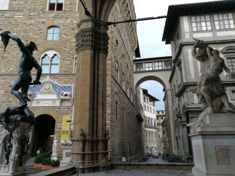 Florence Walking Tour History of the City & of the Medici - From Merchants to Political Masters: The Medici’s Rise