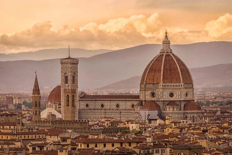 Florence: Walking Tour of the Essentials of the Historic City Center - Discover Florence’s Heart in Just Two Hours