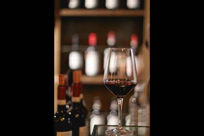 Florence Wine Tasting Experience with Seven Types of Tuscan Wine - Food and Drink Pairings