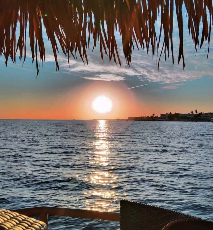 Florida Keys: 1.5-Hour Tiki Fun Cruise - Discover the Florida Keys with a 1.5-Hour Tiki Bar Cruise