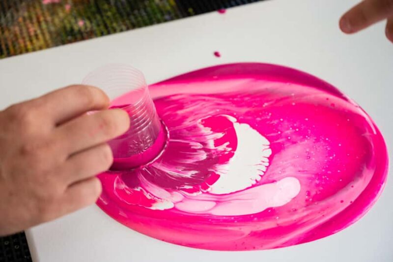 Fluid Art Private Experience in LA - Discover the Unique Art of Fluid Painting in Los Angeles