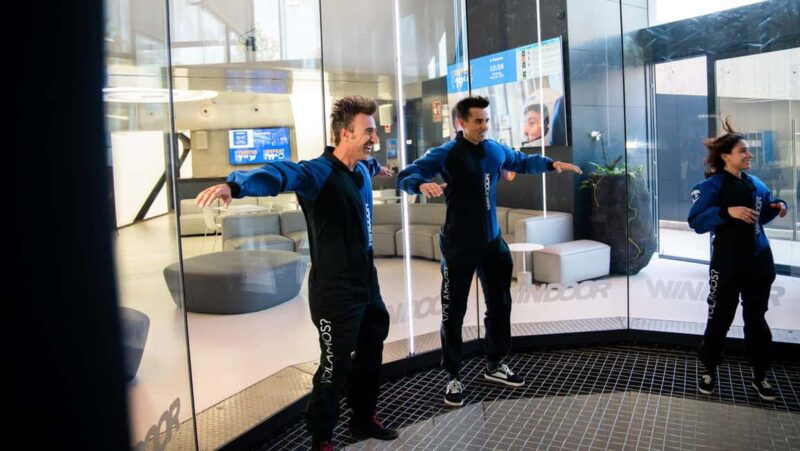 Fly in a Wind Tunnel: Indoor Skydiving Barcelona + Transport - Key Points