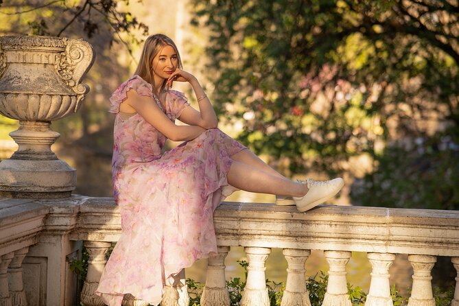 Flying dress photoshoot in Madrid - The Professional Guides and Their Approach