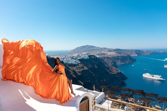 Flying Dress Photoshooting Santorini - Starting Point at Oia: Convenient and Accessible Meeting Spot
