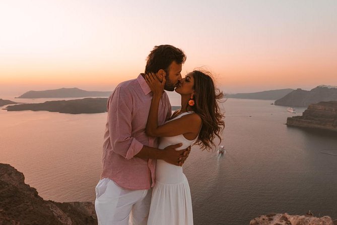 Flying Dress Santorini Photoshoot - The Photography Team’s Expertise and Customer Service